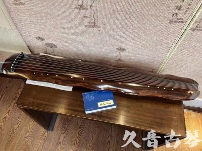 西双版纳傣族自治州●久音古琴  ●今日推荐 20230830 【冰丝断纹蕉叶】
